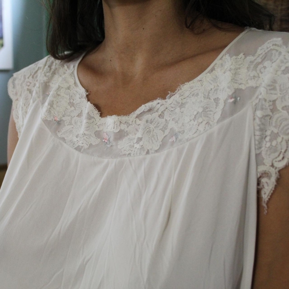 VINTAGE ROSES AND LACE SLIP BABYDOLLCORE DRESS - Picture 2 of 13